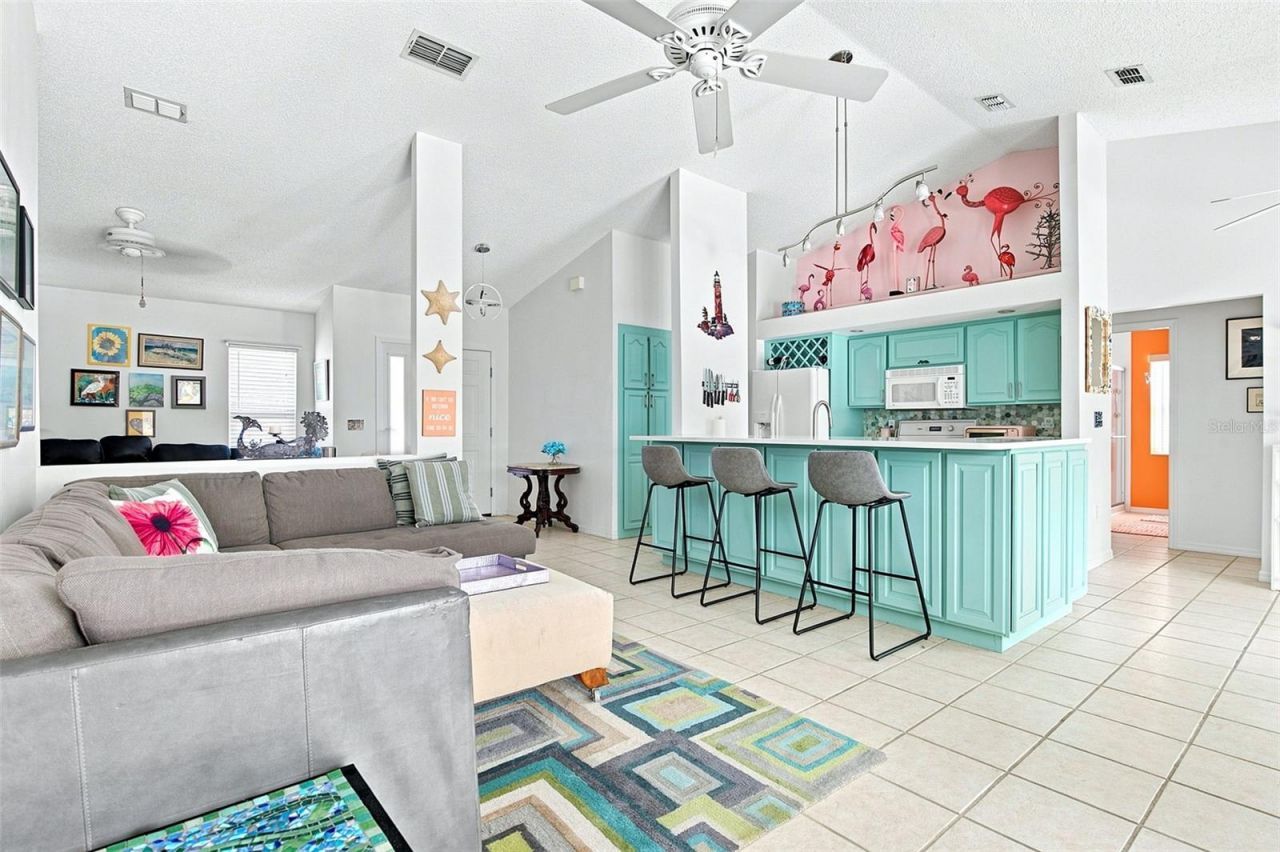 7809 34th Court E, Sarasota, FL 34243 Photo
