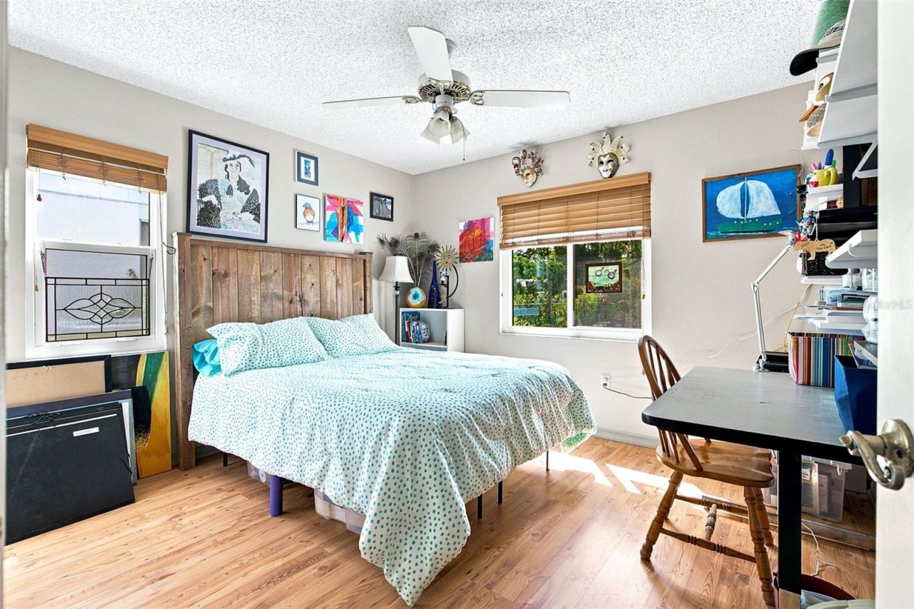 7809 34th Court E, Sarasota, FL 34243 Photo