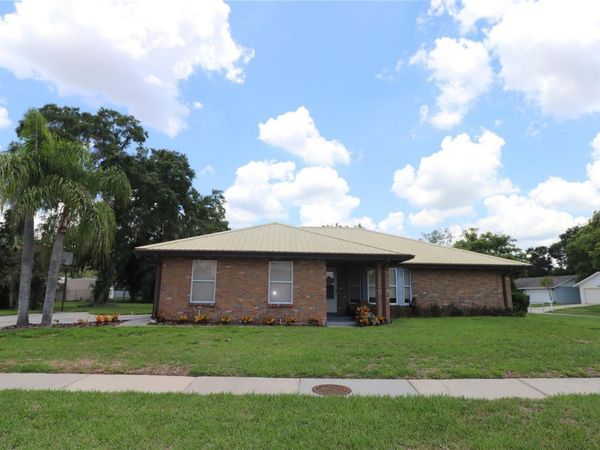 1023 REDBUD CIRCLE , PLANT CITY, FL 33563