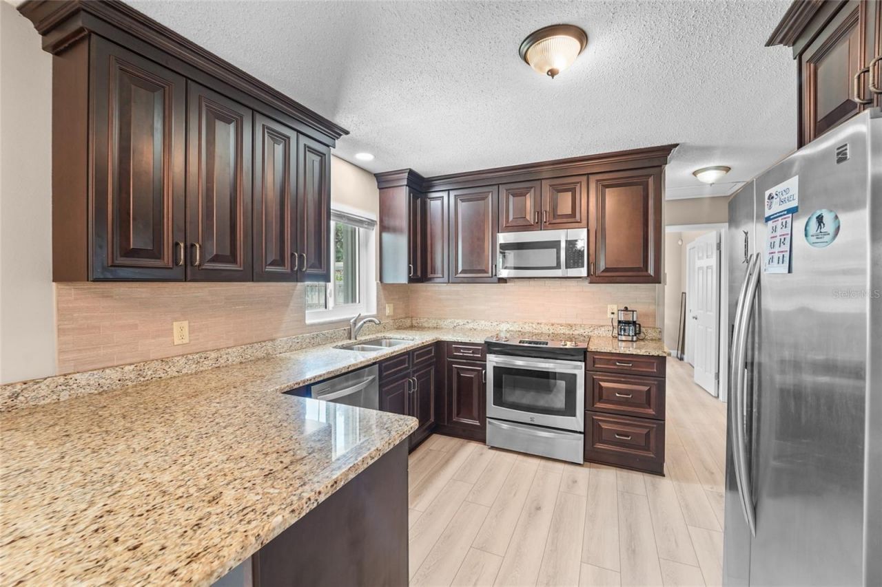3300 62nd Street N, Saint Petersburg, FL 33710 Photo