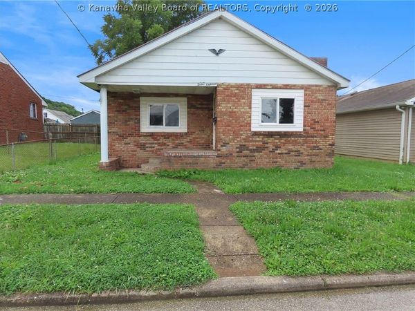 1218 12th Street, Nitro, WV 25143