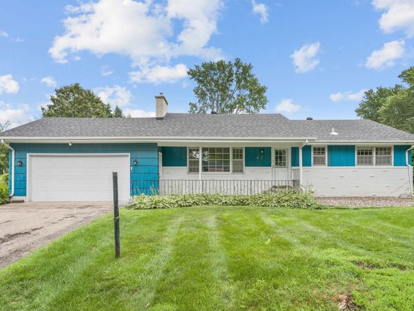 413 Whitegate Lane, Wayzata, MN 55391
