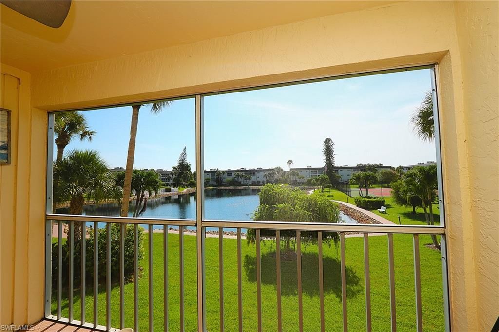 1004 Manatee Rd , Unit H202, Naples, FL 34114 Photo