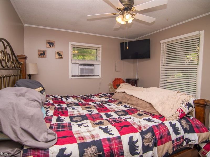 820 Mariann Drive, Martins Ferry, OH 43935 Photo 13
