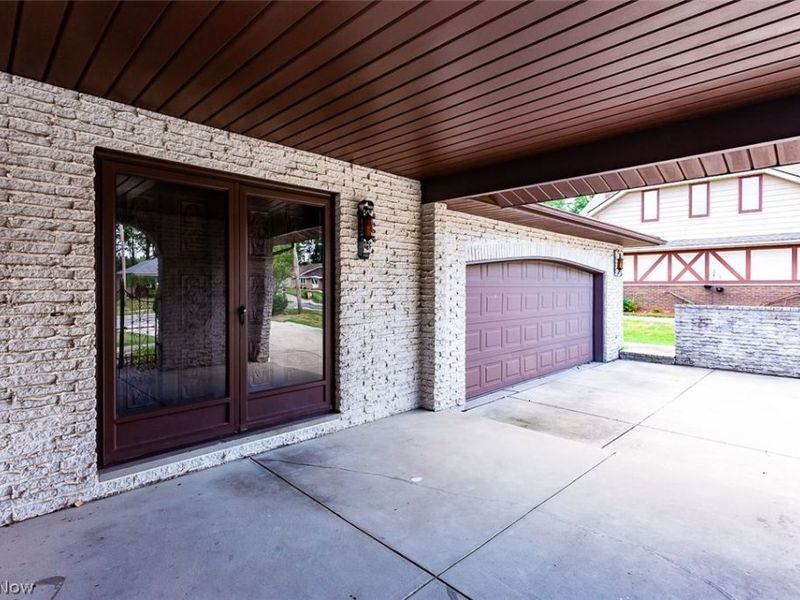 6694 Beverly May Drive, Independence, OH 44131 Photo 6