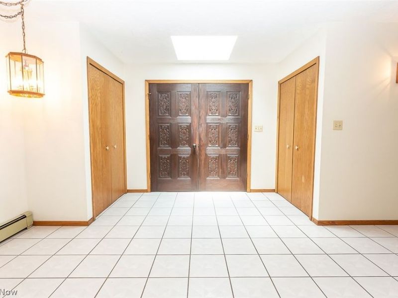 6694 Beverly May Drive, Independence, OH 44131 Photo 9