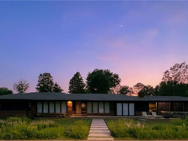 307 Crestview Drive, Bentonville, AR 72712