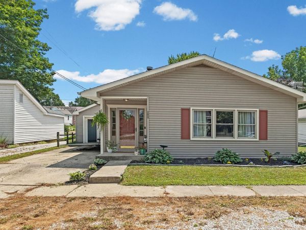 205 W Adams Street, Darlington, IN 47940