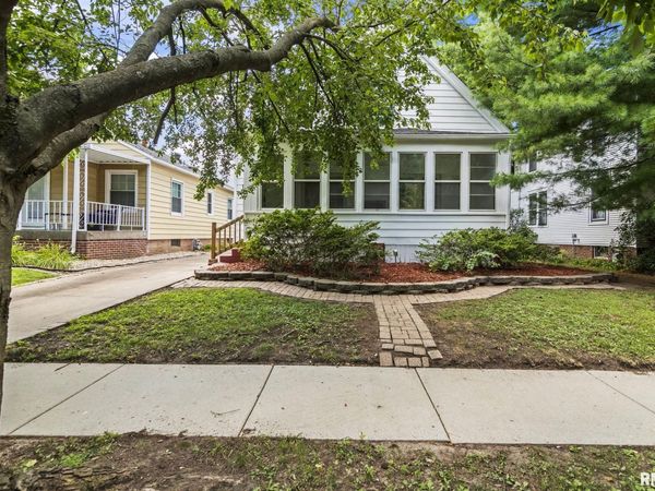 323 Adelia Street, Springfield, IL 62629
