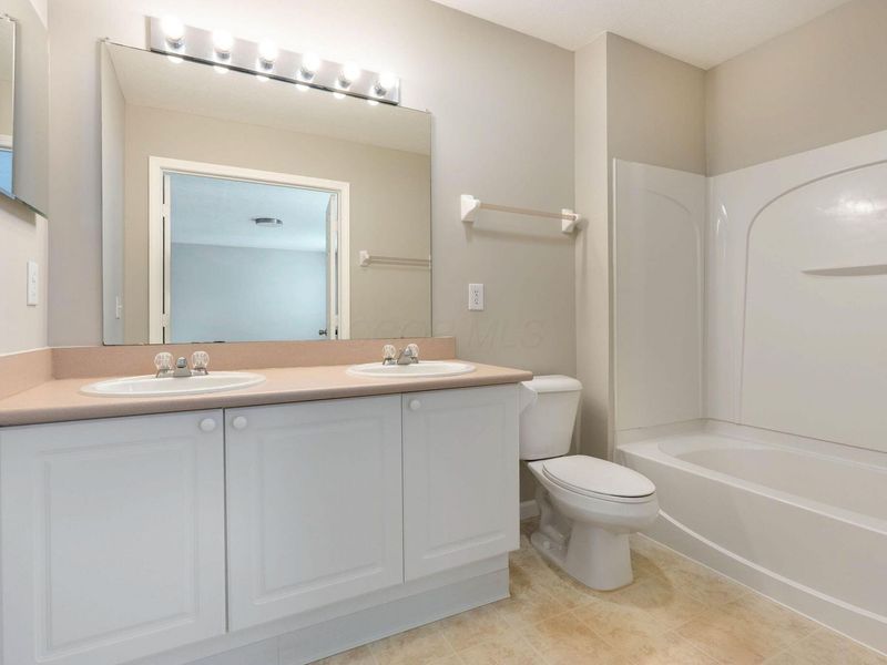 5973 Andrew John Drive , Unit 39, New Albany, OH 43054 Photo 38