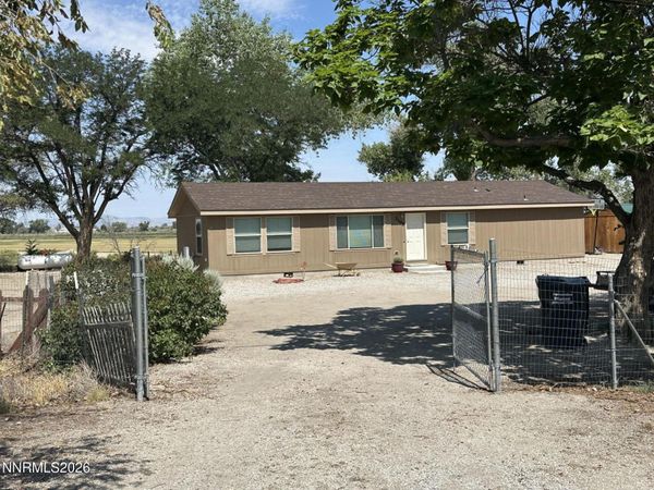 2195 Old River Road, Fallon, NV 89406