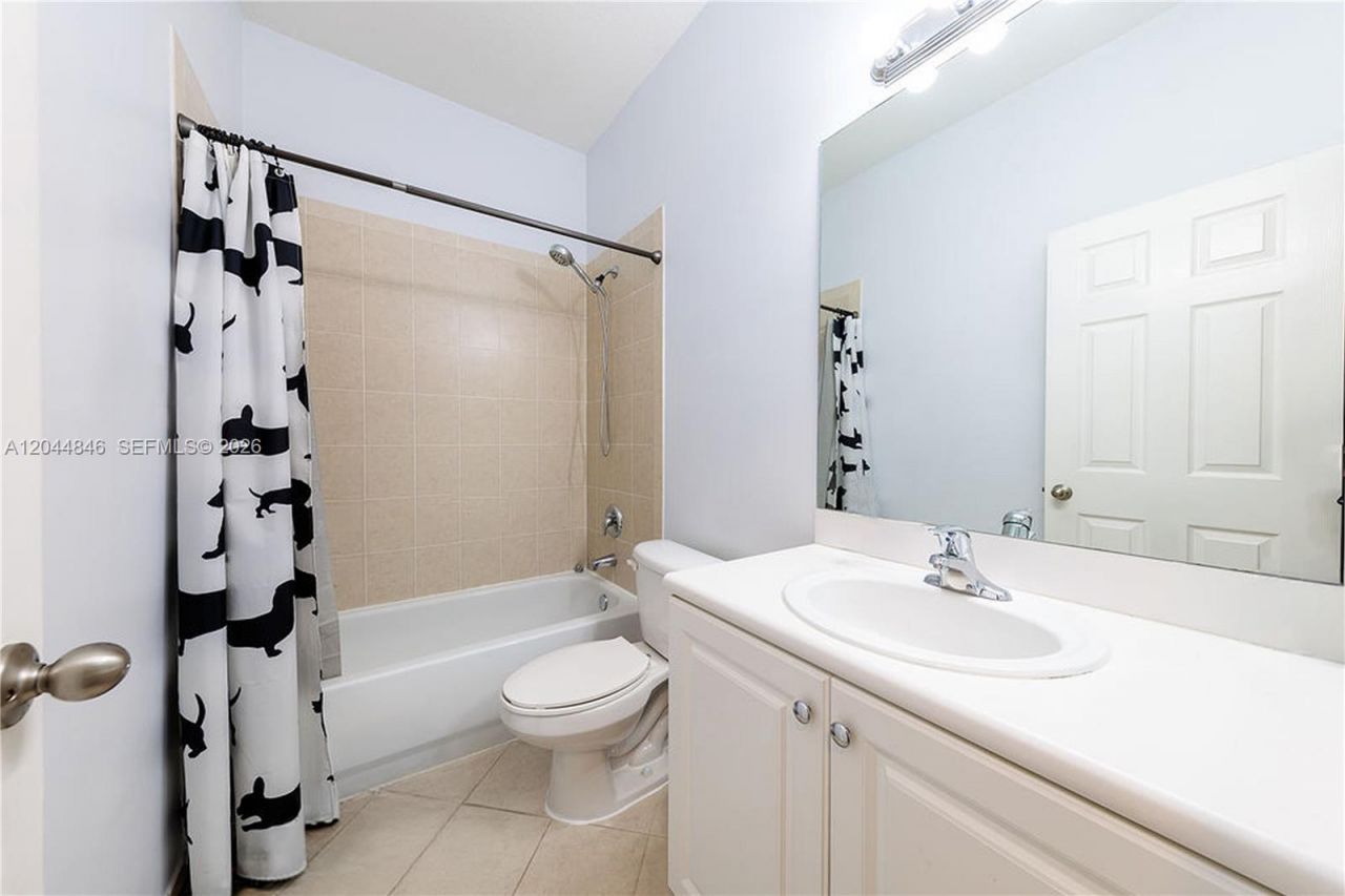 12990 SW 133rd Ter , Miami, FL 33186 Photo