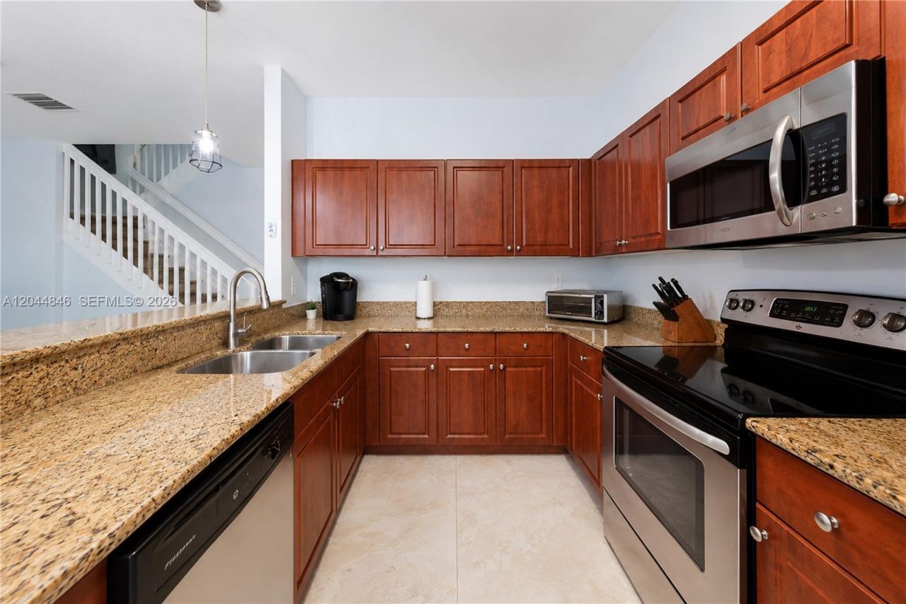 12990 SW 133rd Ter , Miami, FL 33186 Photo