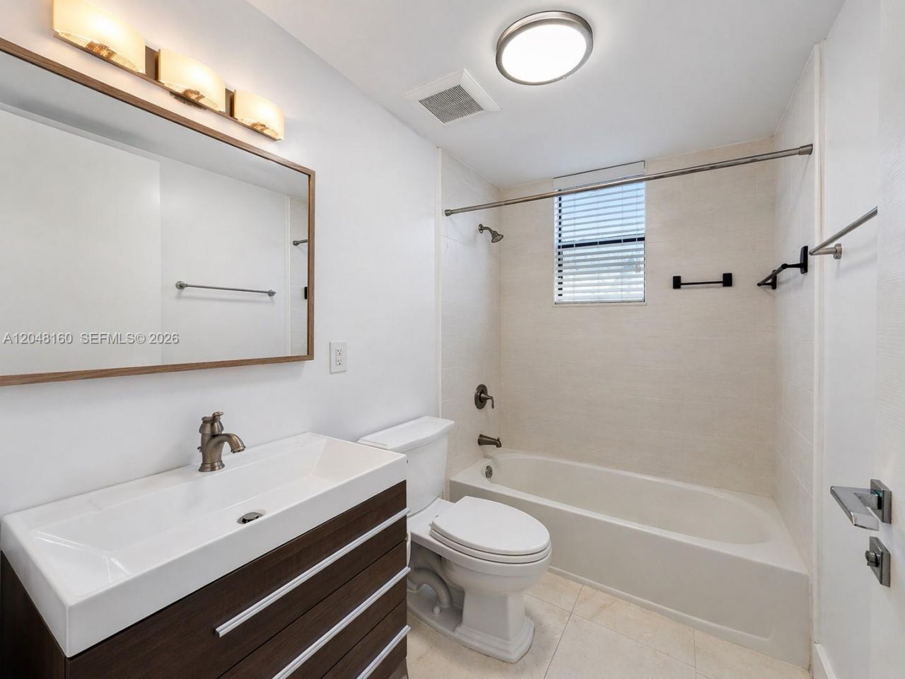 471 SW 30th Rd , Miami, FL 33129 Photo