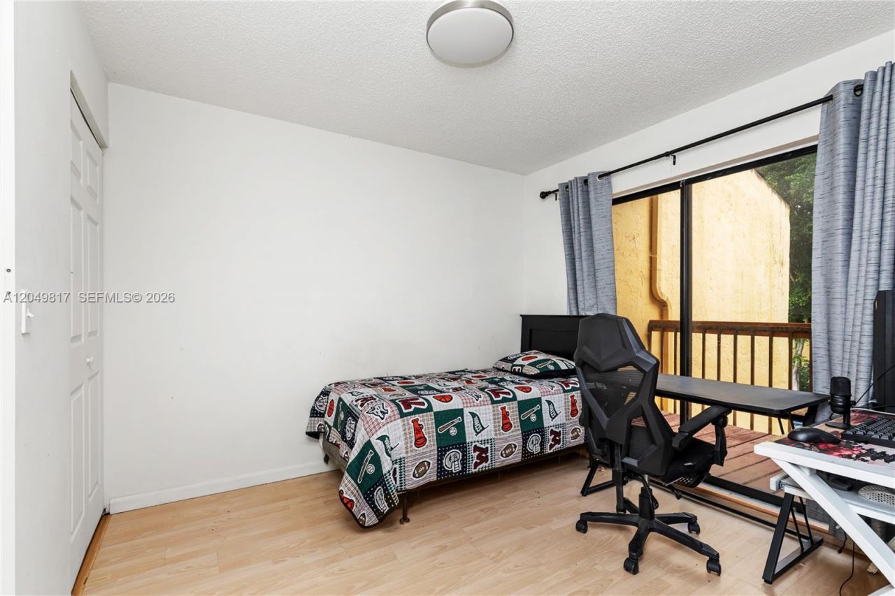1580 NW 93rd Ave, Unit 300, Pembroke Pines, FL 33024 Photo