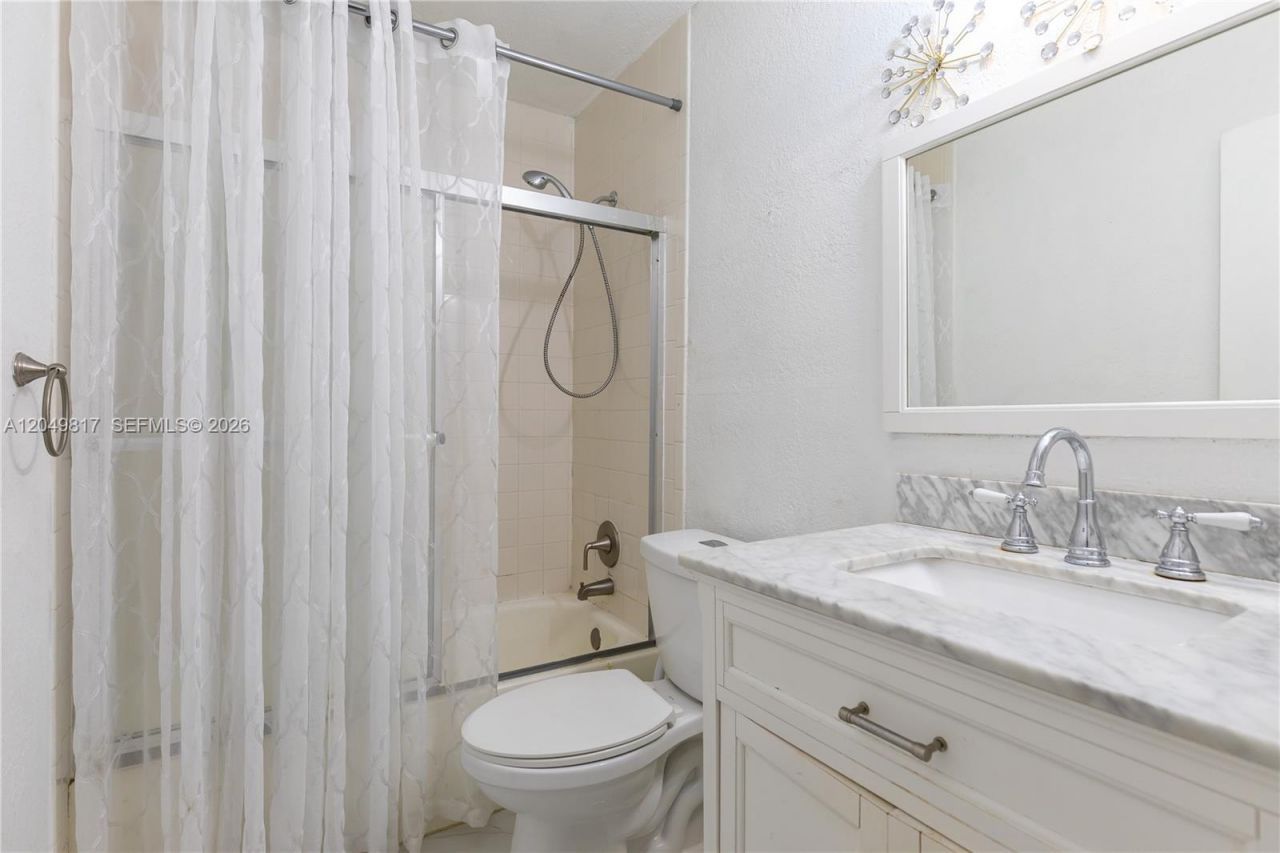 1580 NW 93rd Ave, Unit 300, Pembroke Pines, FL 33024 Photo