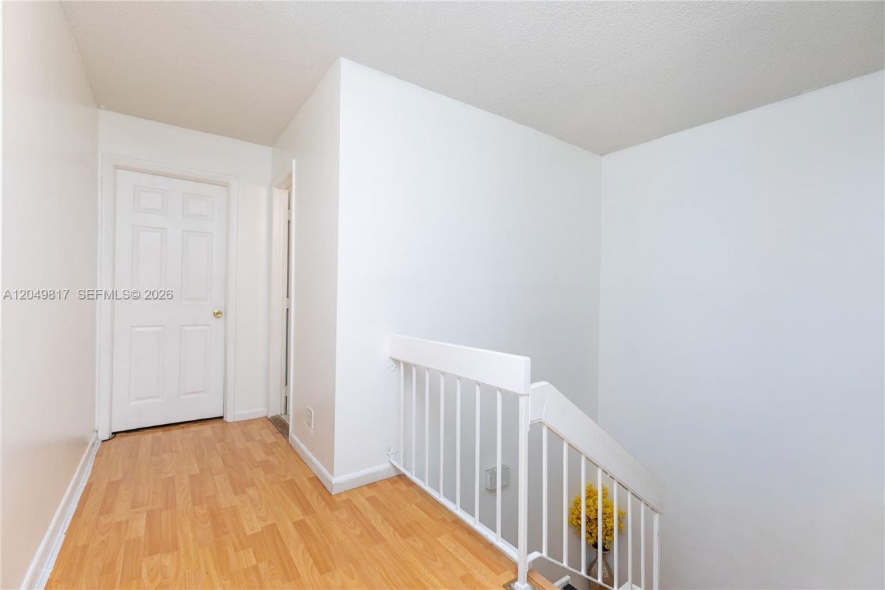 1580 NW 93rd Ave, Unit 300, Pembroke Pines, FL 33024 Photo