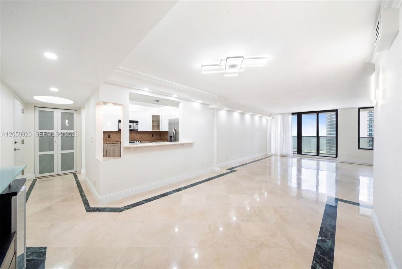 2301 S Ocean Dr , Unit 2507, Hollywood, FL 33019 Photo