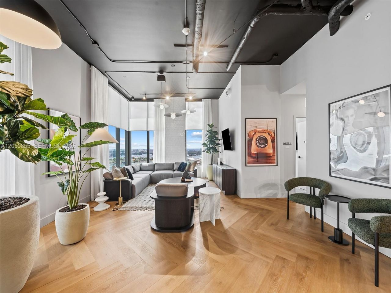 121 NE 5th St, Unit 3704, Miami, FL 33132 Photo