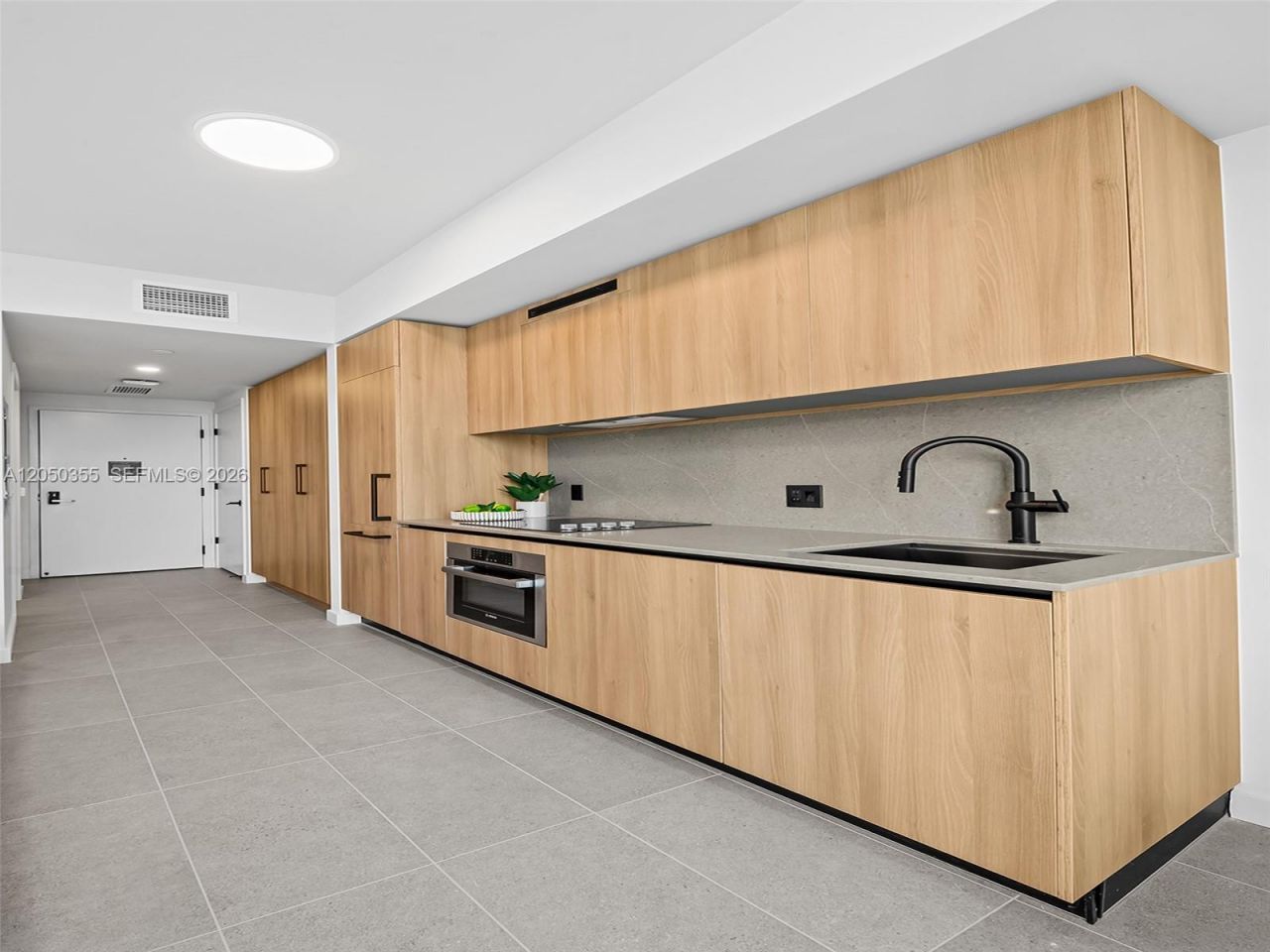 121 NE 5th St, Unit 3704, Miami, FL 33132 Photo