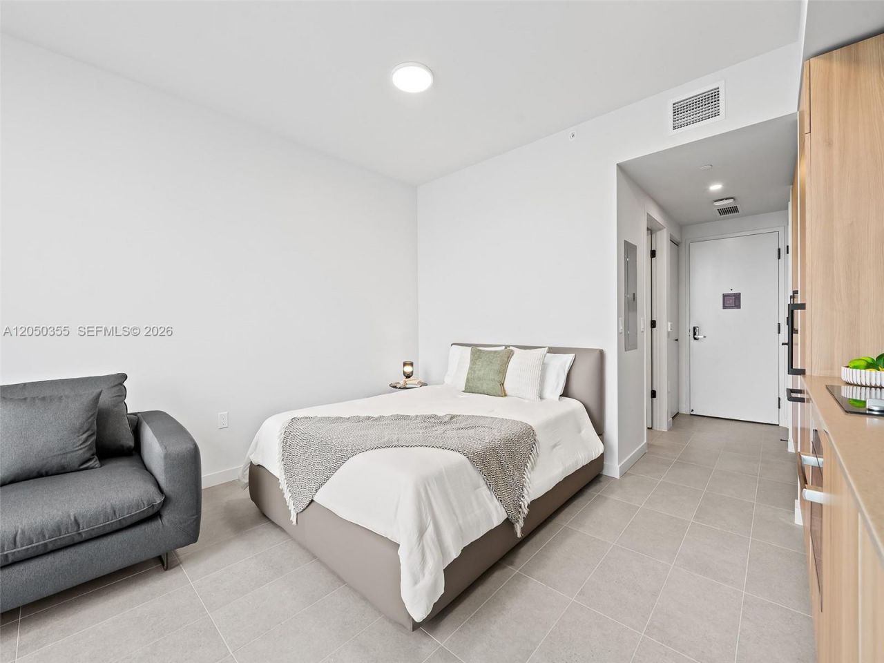 121 NE 5th St, Unit 3704, Miami, FL 33132 Photo