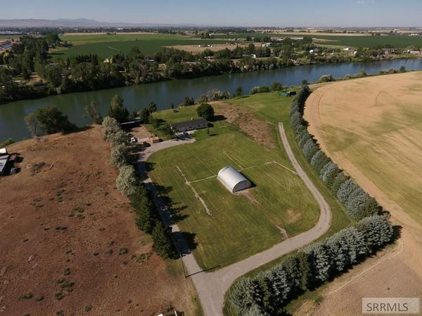 1518 N 790 East, SHELLEY, ID 83274