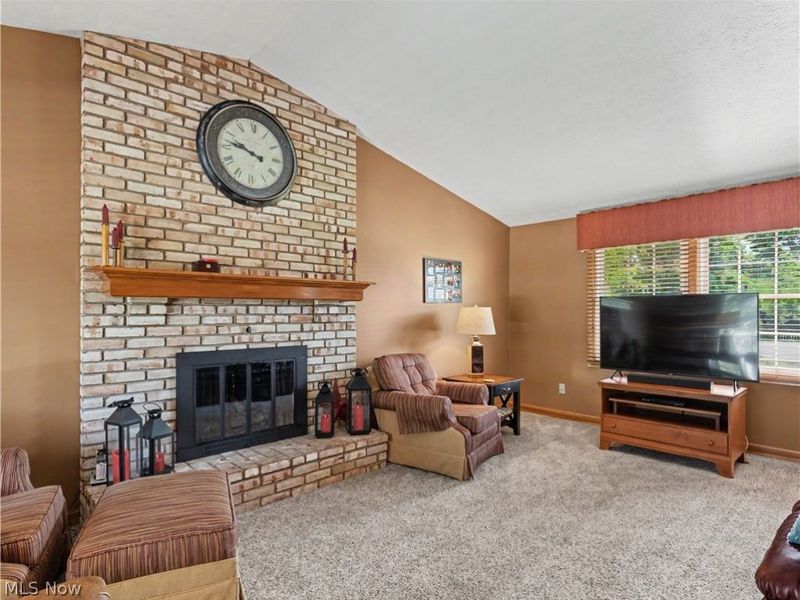 12203 Shoshone Avenue NW, Uniontown, OH 44685 Photo 5