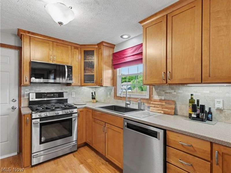 12203 Shoshone Avenue NW, Uniontown, OH 44685 Photo 8