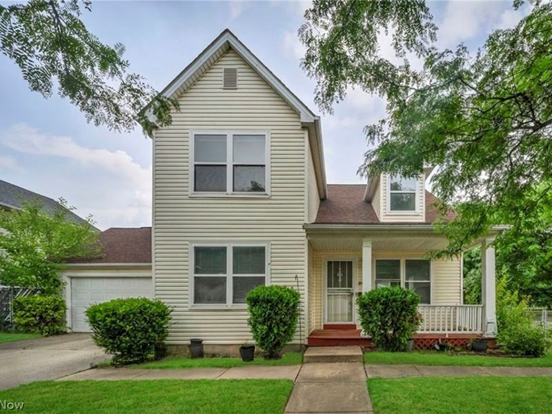 3773 Thurgood Avenue, Cleveland, OH 44115 Photo 2