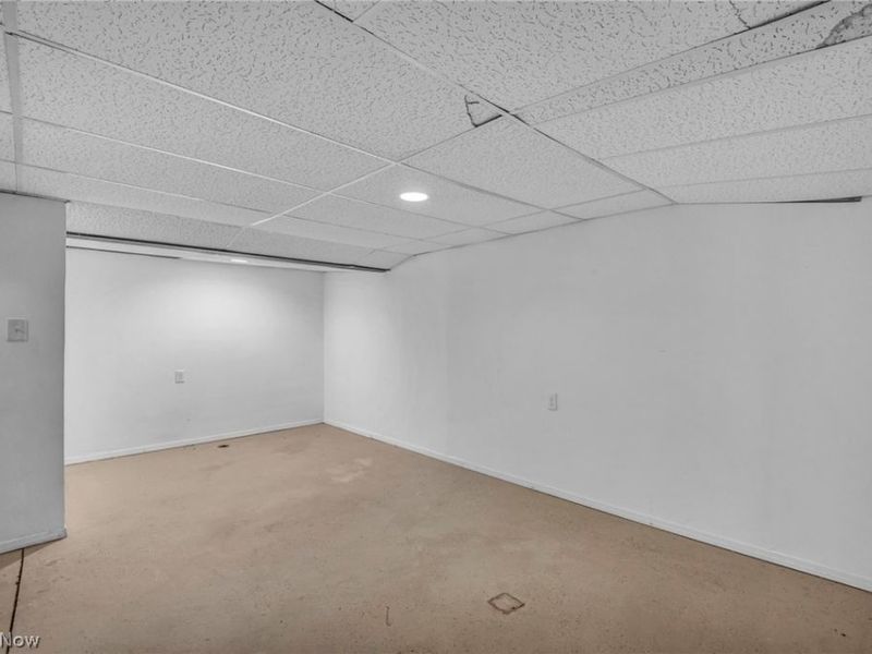3773 Thurgood Avenue, Cleveland, OH 44115 Photo 35