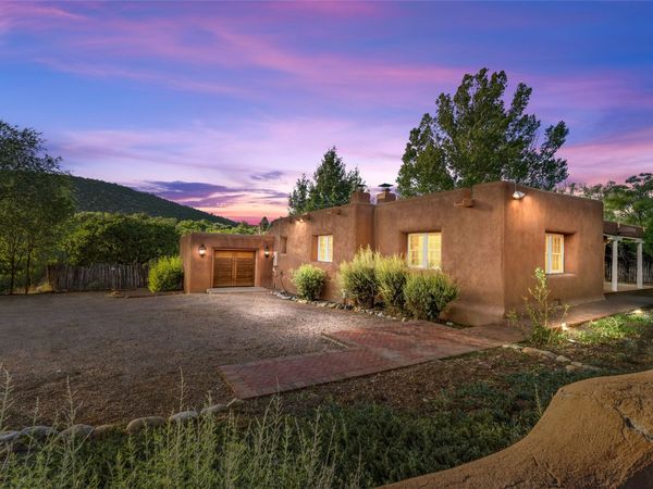 1523 Upper Canyon Road, Santa Fe, NM 87501
