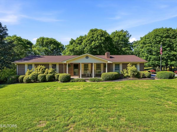 2104 Highway 163 , Riceville, TN 37370