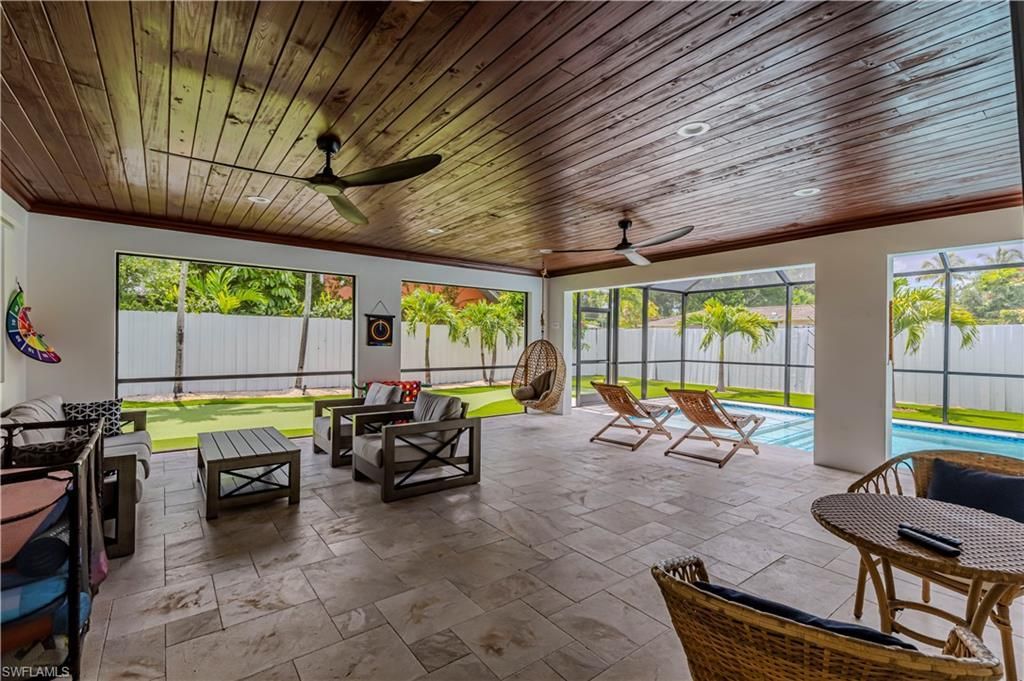 1300 Hilltop Dr, Naples, FL 34103 Photo