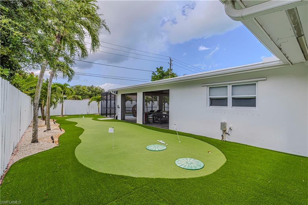 1300 Hilltop Dr, Naples, FL 34103 Photo