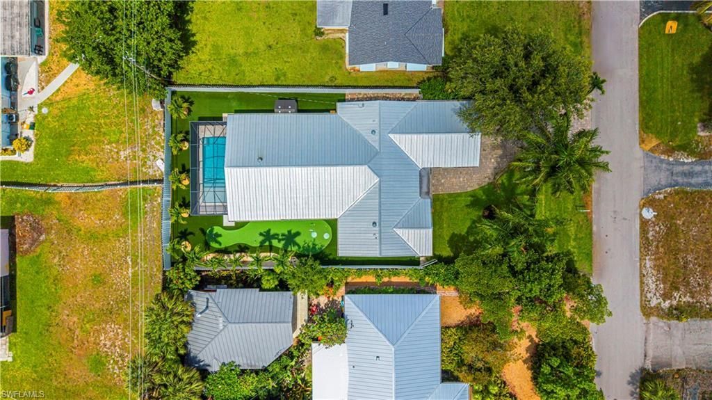 1300 Hilltop Dr, Naples, FL 34103 Photo