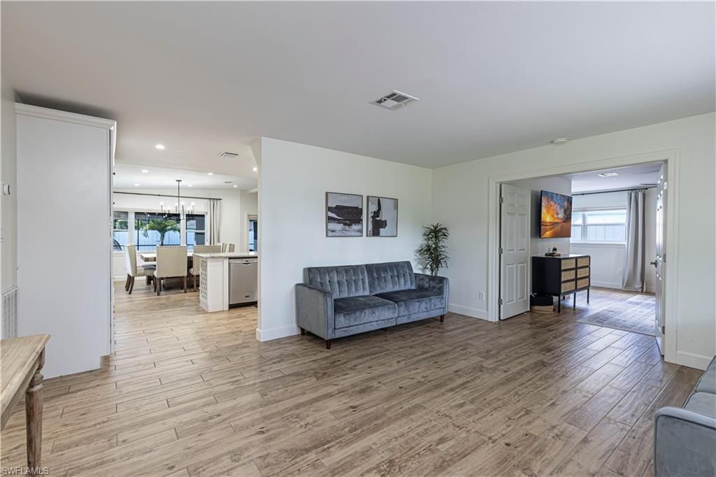 1300 Hilltop Dr, Naples, FL 34103 Photo