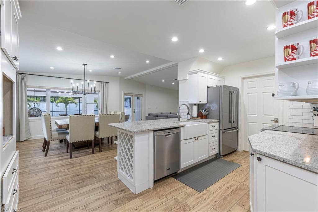 1300 Hilltop Dr, Naples, FL 34103 Photo