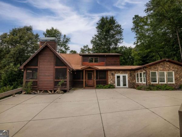 115 Necowa Cove Overlook, Blue Ridge, GA 30513