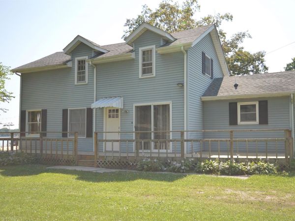 11155 E Pottawatomie Trail, Walkerton, IN 46574