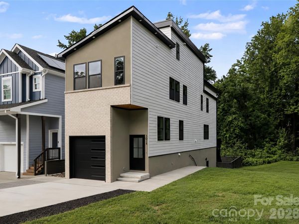3024 Walter Street, Charlotte, NC 28208