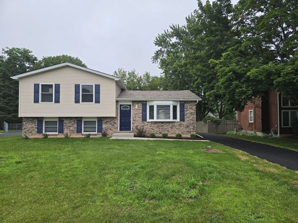 38355 N North Shore Avenue , Beach Park, IL 60087