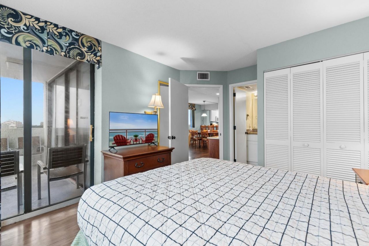 9400 Shore Dr.  Photo 17