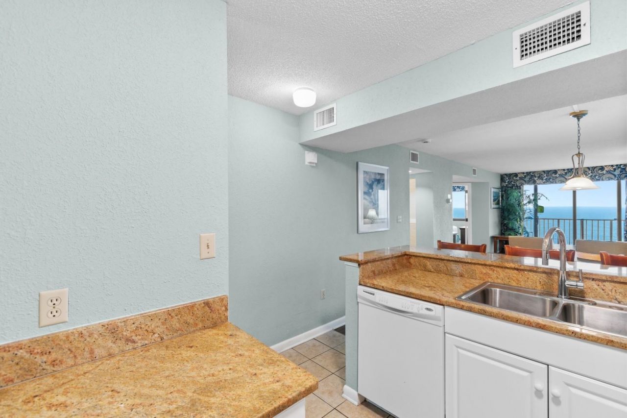 9400 Shore Dr.  Photo 8