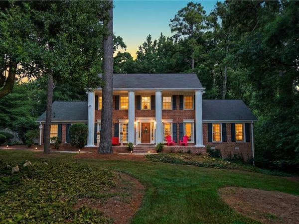 2059 Mountain Creek Drive, Stone Mountain, GA 30087