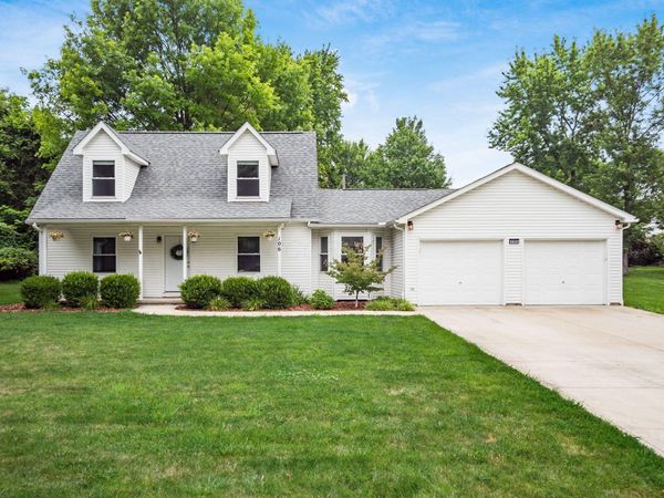 106 E Muskingum Drive, Powell, OH 43065