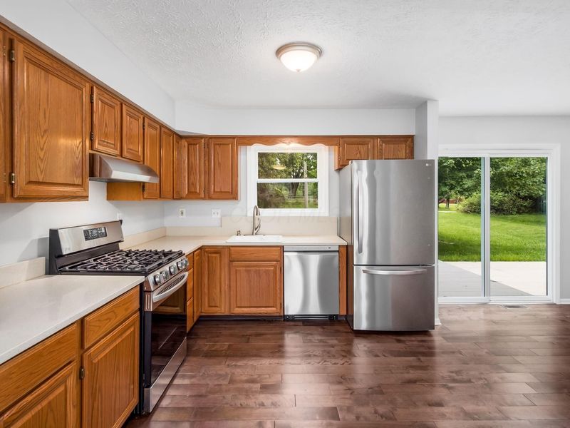 106 E Muskingum Drive, Powell, OH 43065 Photo 11