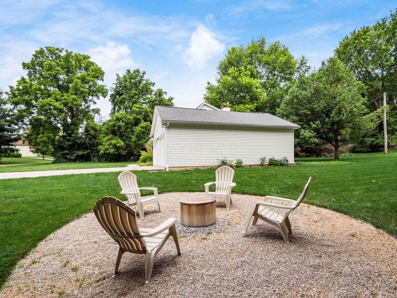 106 E Muskingum Drive, Powell, OH 43065 Photo 31