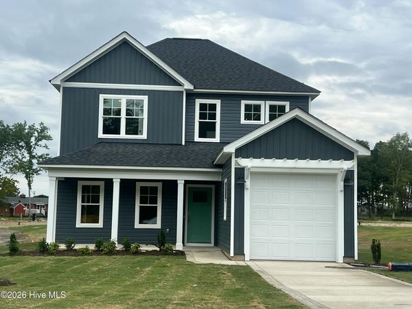 641 Acacia Street , Vass, NC 28394