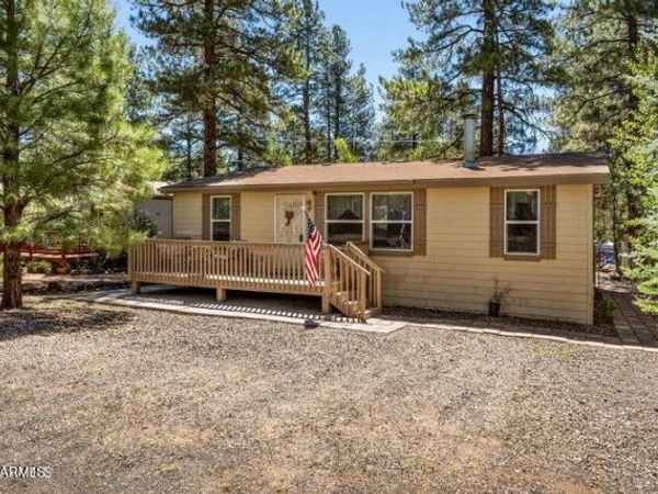 17135 S POCO Place, Munds Park, AZ 86017