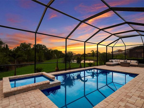 17528 POLO TRAIL , LAKEWOOD RANCH, FL 34211